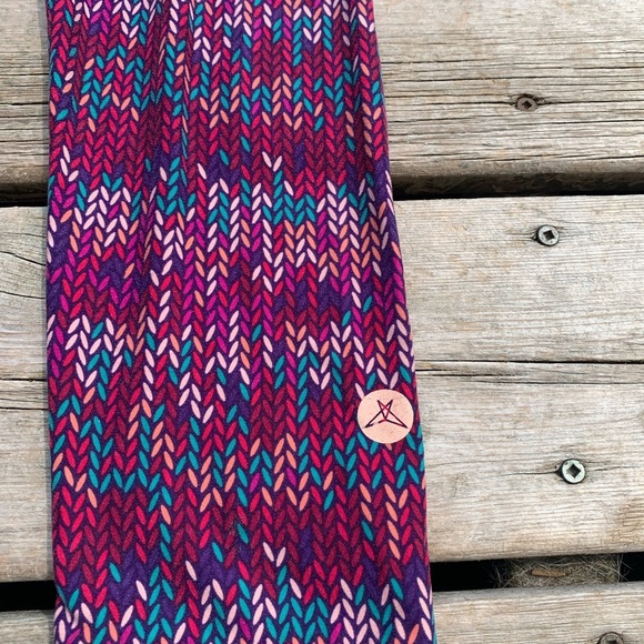 💛 Sweet legs Patterned Leggings- One Size Fits Most - Purple Teal Pink Zigzag - Picture 2 of 6